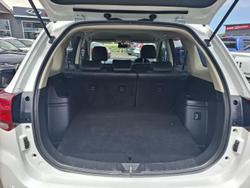 2017 Mitsubishi Outlander PHEV LS