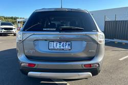 2015 Mitsubishi Outlander PHEV Aspire