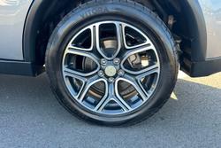 2015 Mitsubishi Outlander PHEV Aspire