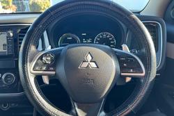 2015 Mitsubishi Outlander PHEV Aspire