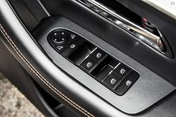 2025 Mazda CX-60 G25 Evolve