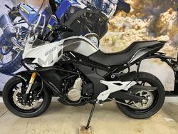 2023 CFMOTO 650MT ABS WHITE