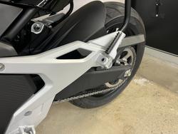 2023 CFMOTO 650MT ABS WHITE