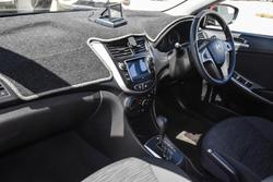 2016 Hyundai Accent Active