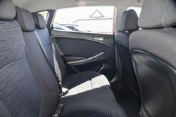 2016 Hyundai Accent Active