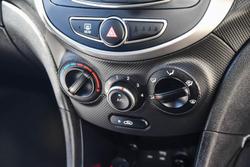 2016 Hyundai Accent Active