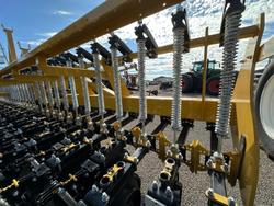 0 Tatu Tls Tatu Linkage Double Disc Seeder - Aged YELLOW