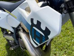 2024 HUSQVARNA TE300i White