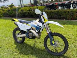 2024 HUSQVARNA TE300i White