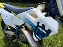 2024 HUSQVARNA TE300i White