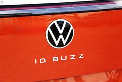 2024 Volkswagen ID. Buzz Pro BEV560