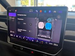 2024 Volkswagen ID. Buzz Pro BEV560