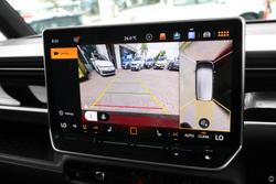 2024 Volkswagen ID. Buzz Pro BEV560