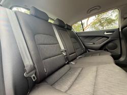 2013 Kia Cerato S YD Clear White