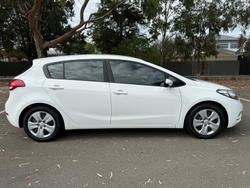 2013 Kia Cerato S YD Clear White