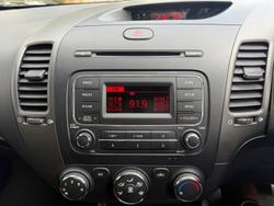 2013 Kia Cerato S YD Clear White