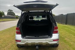 2010 Mercedes-Benz M-Class ML350 CDI BlueEFFICIENCY AMG Sports