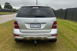 2010 Mercedes-Benz M-Class ML350 CDI BlueEFFICIENCY AMG Sports