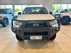 2022 Toyota Hilux 4x4 2.8L DSL D/C/C 6AT SR