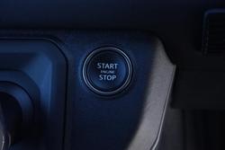 2025 Land Rover Defender 110 D350 X-Dynamic SE