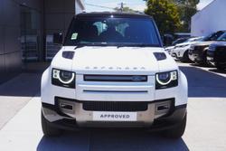 2025 Land Rover Defender 110 D350 X-Dynamic SE