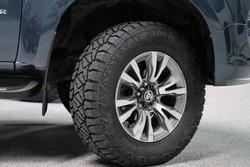 2020 Holden Trailblazer LTZ RG MY20 4X4 Dual Range Dark Shadow