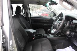 2023 Toyota Hilux SR