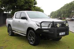 2023 Toyota Hilux SR