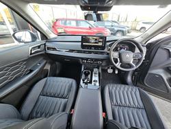 2025 Mitsubishi Outlander Exceed