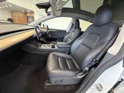 2022 Tesla Model Y Rear-Wheel Drive