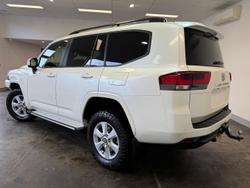 2022 Toyota Landcruiser GXL