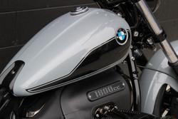 2025 BMW R 18 Blacked Out