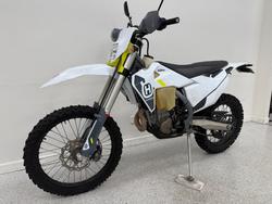 2022 HUSQVARNA FE501 White