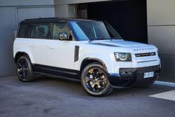 2025 Land Rover Defender 110 D350 X-Dynamic SE