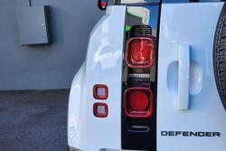 2025 Land Rover Defender 110 D350 X-Dynamic SE