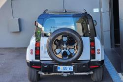 2025 Land Rover Defender 110 D350 X-Dynamic SE