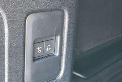 2025 Land Rover Defender 110 D350 X-Dynamic SE