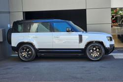 2025 Land Rover Defender 110 D350 X-Dynamic SE