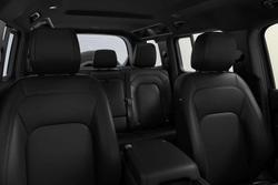 2025 Land Rover Defender 110 D350 X-Dynamic SE