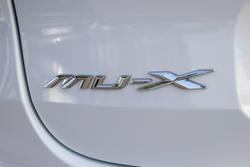 2023 Isuzu MU-X LS-M