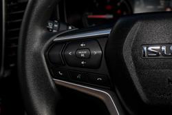 2023 Isuzu MU-X LS-M