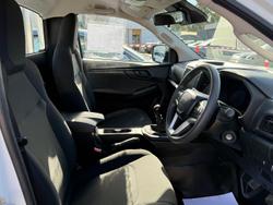 2025 Isuzu D-MAX SX High Ride