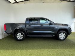 2025 Mitsubishi Triton GLX+