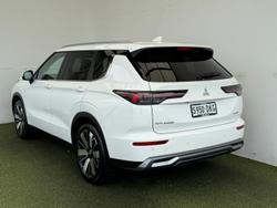 2025 Mitsubishi Outlander Aspire