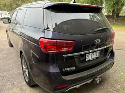 2018 Kia Carnival Platinum