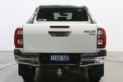 2023 Toyota Hilux SR5