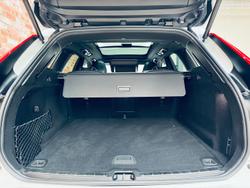 2022 Volvo XC60 B6 R-Design MY22 AWD Crystal White