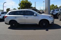 2020 Mitsubishi Outlander ES