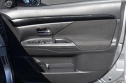 2020 Mitsubishi Outlander ES