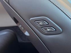 2025 Kia Carnival GT-Line HEV